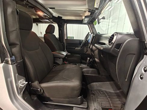 Used 2016 Jeep Wrangler Sport w/ Quick Order Package 24S image 19