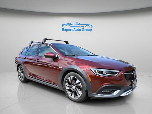 Used 2018 Buick Regal Preferred w/ Sights and Sounds Package AWD/4WD image 35