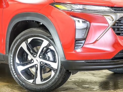 New 2026 Chevrolet Trax RS w/ Driver Confidence Package image 4