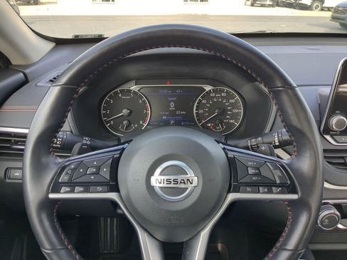 Used 2021 Nissan Altima 2.5 SR image 18