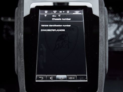 Used 2023 Lamborghini Huracan Tecnica image 70