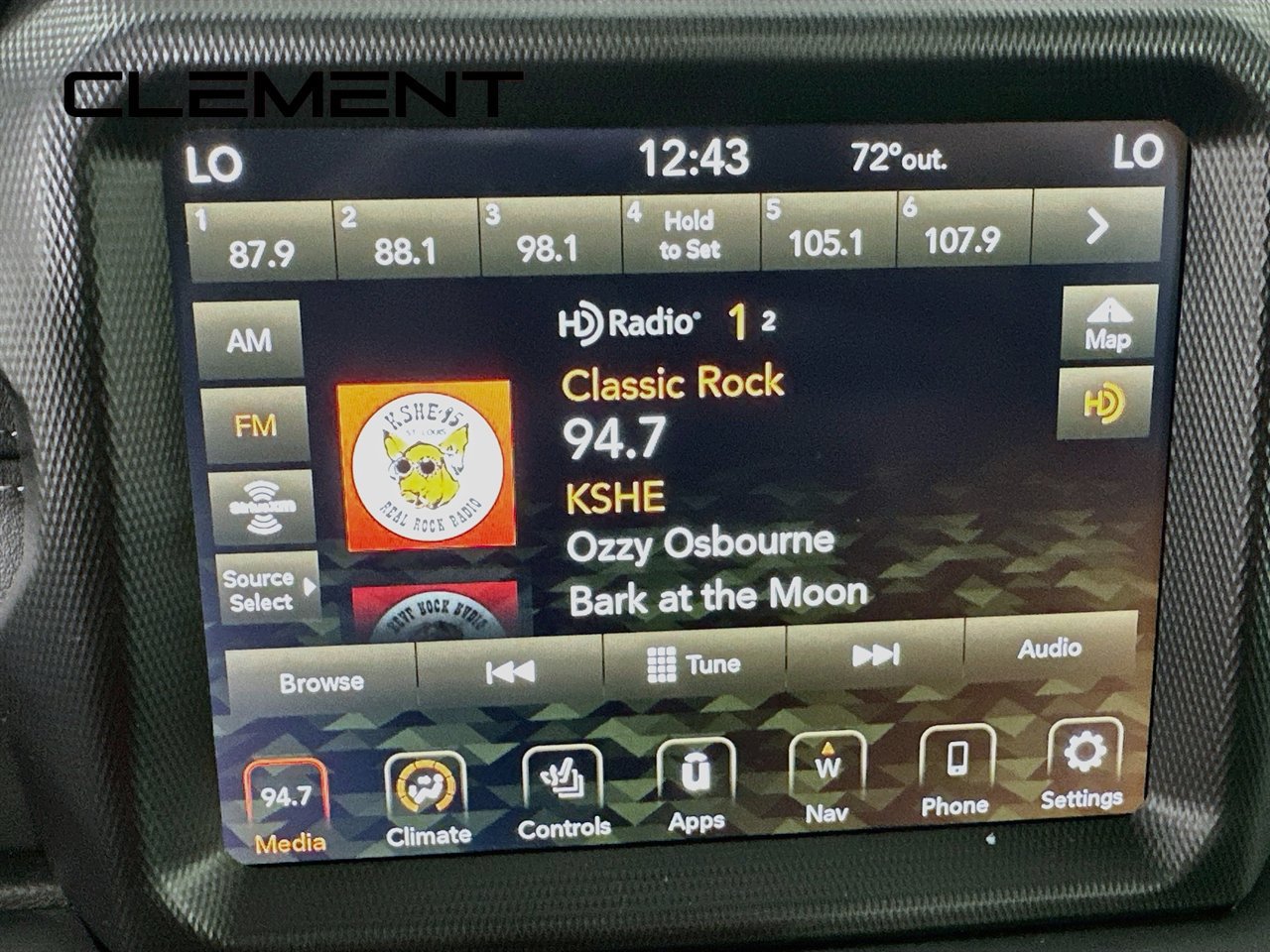 Used 2021 Jeep Gladiator Overland w/ Popular Equipment Package AWD/4WD image 19