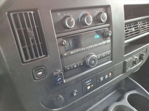 Used 2020 Chevrolet Express 2500 image 14
