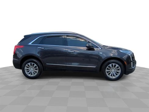 Certified 2018 Cadillac XT5 Luxury w/ Driver Awareness Package image 9