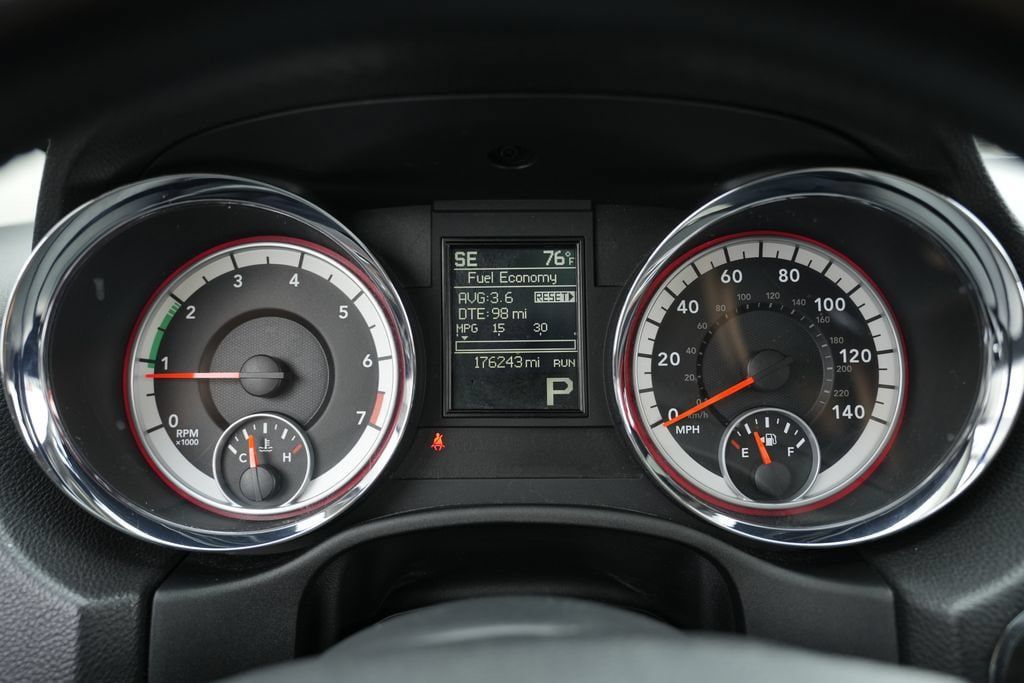 Used 2011 Dodge Durango Crew AWD/4WD image 46