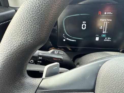 Used 2023 Kia Sportage LX image 30