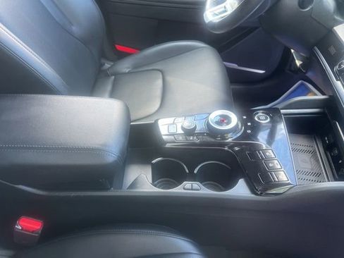 Used 2023 Kia Sportage EX AWD/4WD image 11