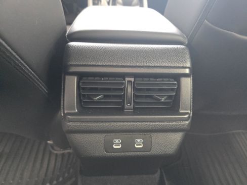 Used 2024 Honda Accord Touring image 17