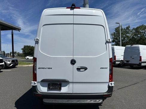 New 2025 Mercedes-Benz Sprinter 2500 image 6