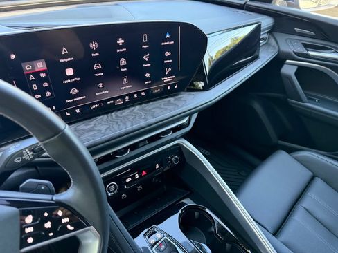 Used 2025 Audi Q5 Premium Plus w/ Premium Plus AWD/4WD image 20
