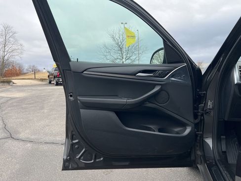 Used 2024 BMW X3 xDrive30i image 9