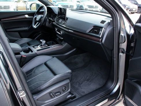 Used 2023 Audi Q5 2.0T Premium Plus w/ Premium Plus Package image 30