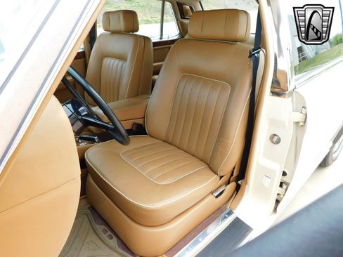 Used 1986 Rolls-Royce Silver Spur image 22