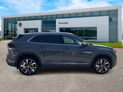 New 2026 Volkswagen Atlas Cross Sport SEL Premium R-Line AWD/4WD image 4