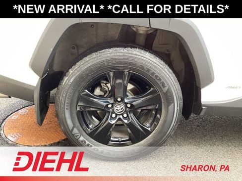 Used 2020 Toyota RAV4 XLE w/ Convenience Package AWD/4WD image 10
