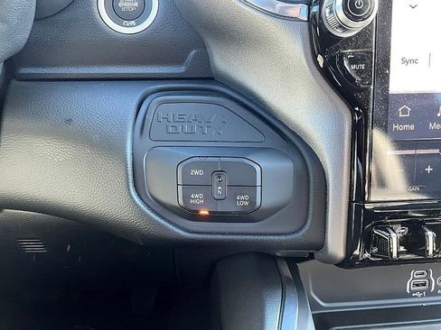 New 2026 RAM 3500 Laramie AWD/4WD image 21