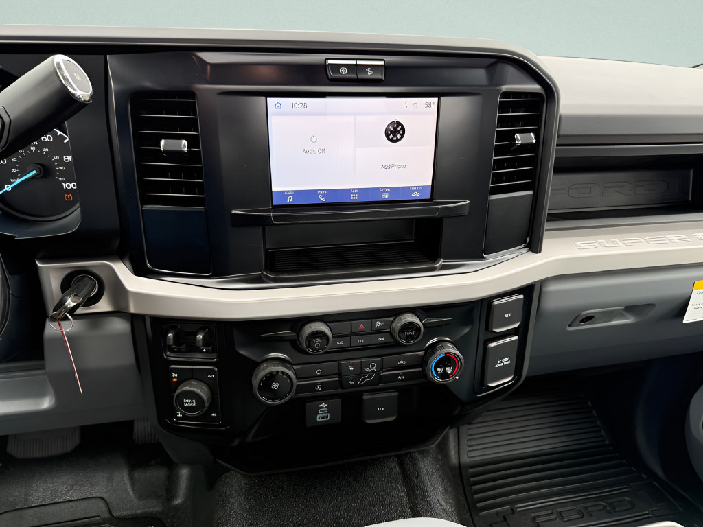 Used 2025 Ford F250 XL w/ FX4 Off-Road Package AWD/4WD image 5
