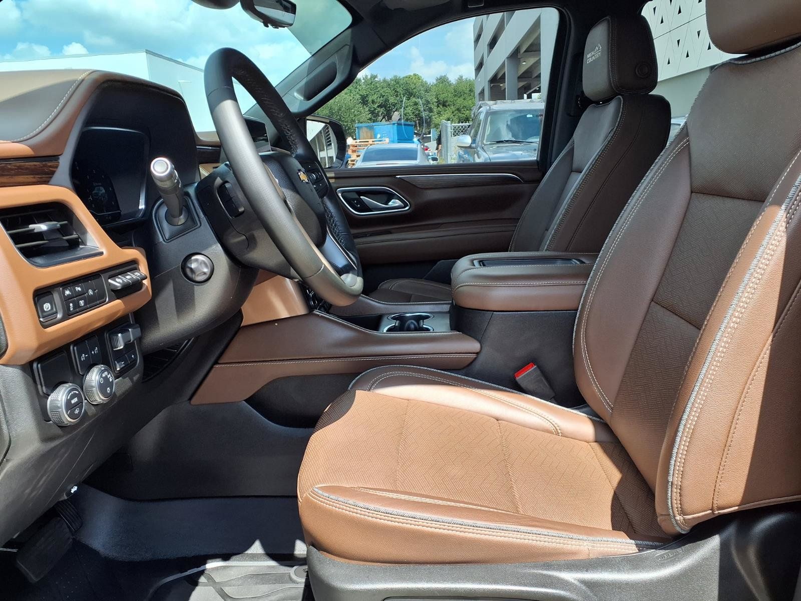 Used 2024 Chevrolet Tahoe High Country RWD image 23