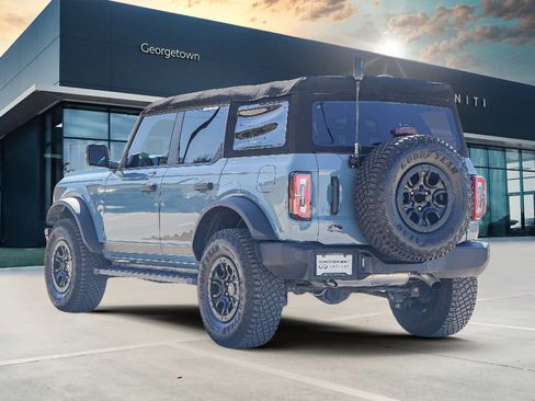 Used 2023 Ford Bronco Wildtrak image 6