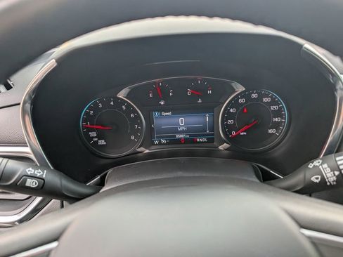 Used 2022 Chevrolet Equinox LT image 19