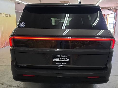 Used 2025 Lincoln Navigator L Black Label AWD/4WD image 21