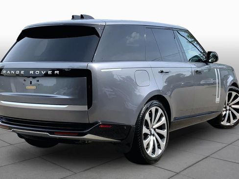 Used 2024 Land Rover Range Rover Autobiography AWD/4WD image 13