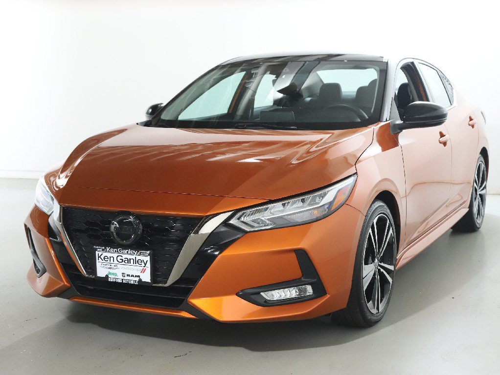 Used 2023 Nissan Sentra SR w/ Electronics Package FWD image 3