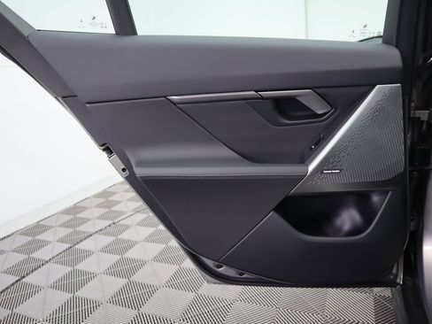 Certified 2025 BMW 530i xDrive w/ Premium Package image 28