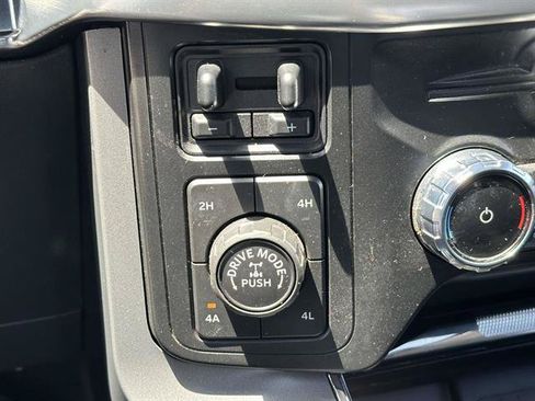 Used 2022 Ford F150 Lariat w/ Equipment Group 502A High AWD/4WD image 23