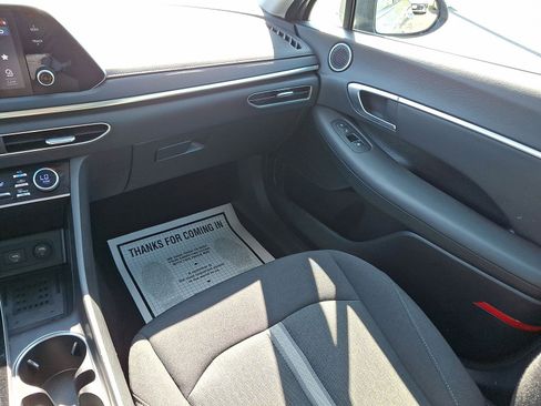 Certified 2022 Hyundai Sonata SEL w/ Convenience Package image 11