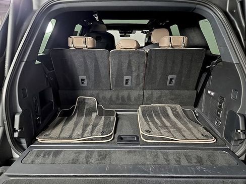 Certified 2025 Lincoln Navigator Black Label AWD/4WD image 31