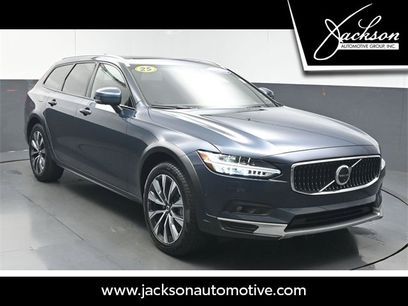 Used 2025 Volvo V90 B6 Cross Country Plus
