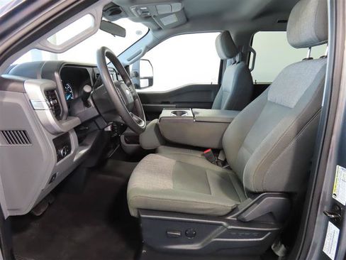 Used 2025 Ford F250 XLT AWD/4WD image 16