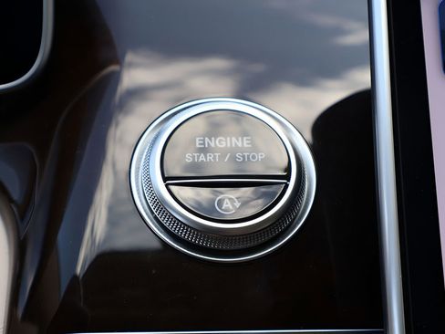 Used 2024 Mercedes-Benz Maybach S 680 4MATIC image 29