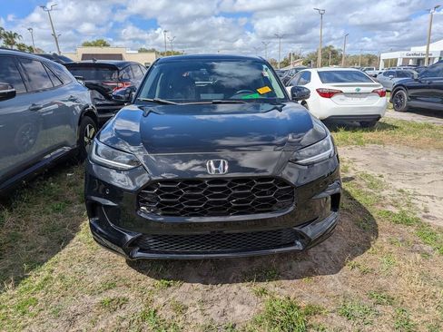 Used 2024 Honda HR-V EX-L image 2