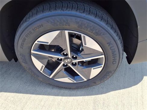 New 2025 Hyundai Tucson SEL image 19