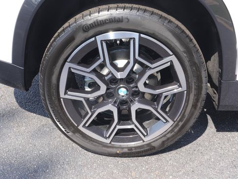 New 2026 BMW X1 xDrive28i w/ Technology Package AWD/4WD image 42