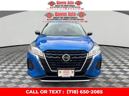 Used 2021 Nissan Kicks S FWD image 1