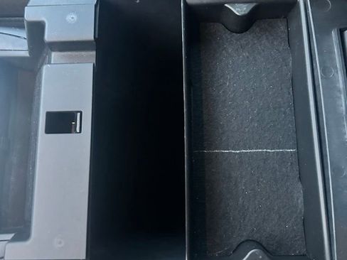 Certified 2021 Ford Explorer XLT w/ Class III Trailer Tow Package image 26