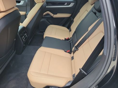 New 2026 Porsche Cayenne E-Hybrid image 19