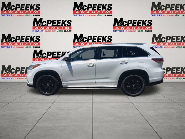 Used 2016 Toyota Highlander Limited Platinum FWD image 5