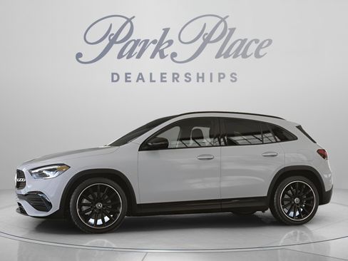 Used 2023 Mercedes-Benz GLA 250 4MATIC image 4