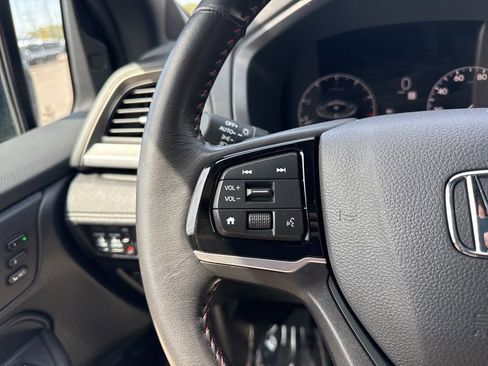 Used 2025 Honda Odyssey Sport-L image 19