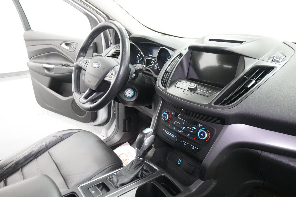 Used 2018 Ford Escape SEL AWD/4WD image 24