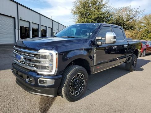 Used 2024 Ford F250 Platinum image 2
