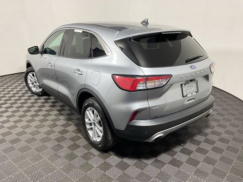 Used 2022 Ford Escape SE w/ Cold Weather Package AWD/4WD image 13
