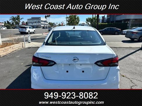 Used 2020 Nissan Versa S image 5