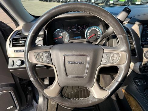 Used 2017 GMC Yukon Denali AWD/4WD image 52
