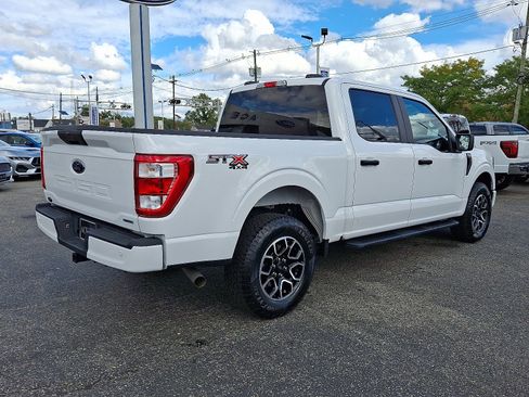 Certified 2022 Ford F150 XL w/ STX Appearance Package image 6