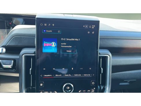 Certified 2025 GMC Yukon Denali AWD/4WD image 18